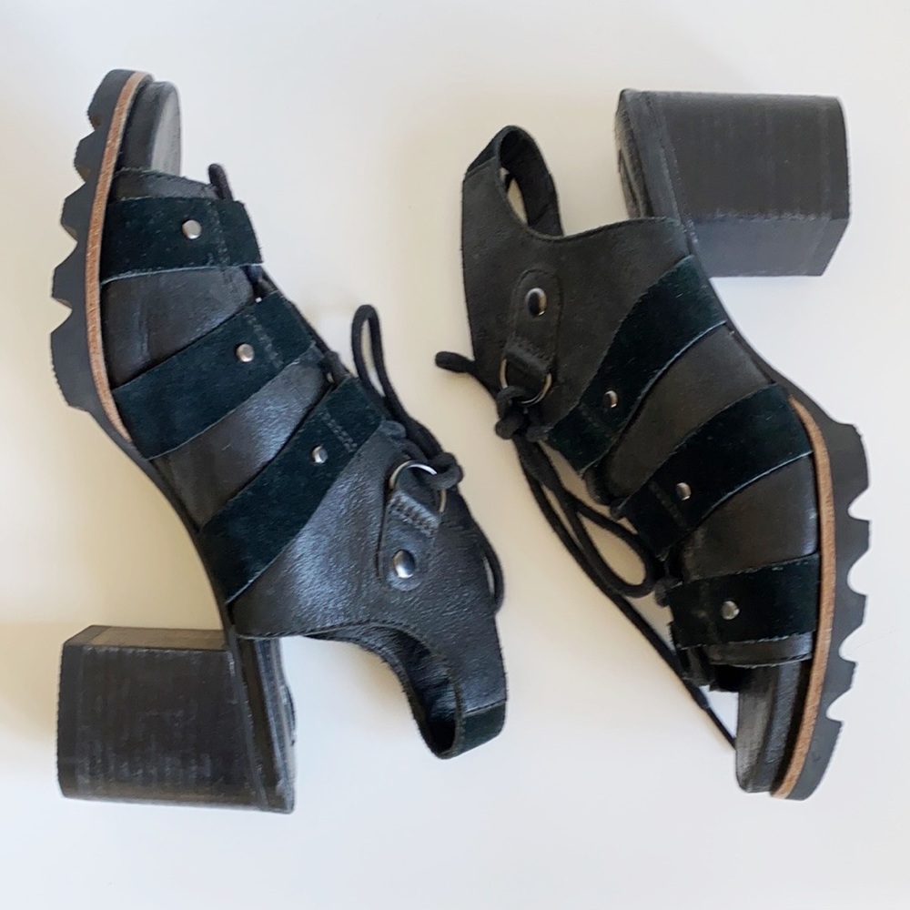 SOREL Black Leather Lace Up Sandals